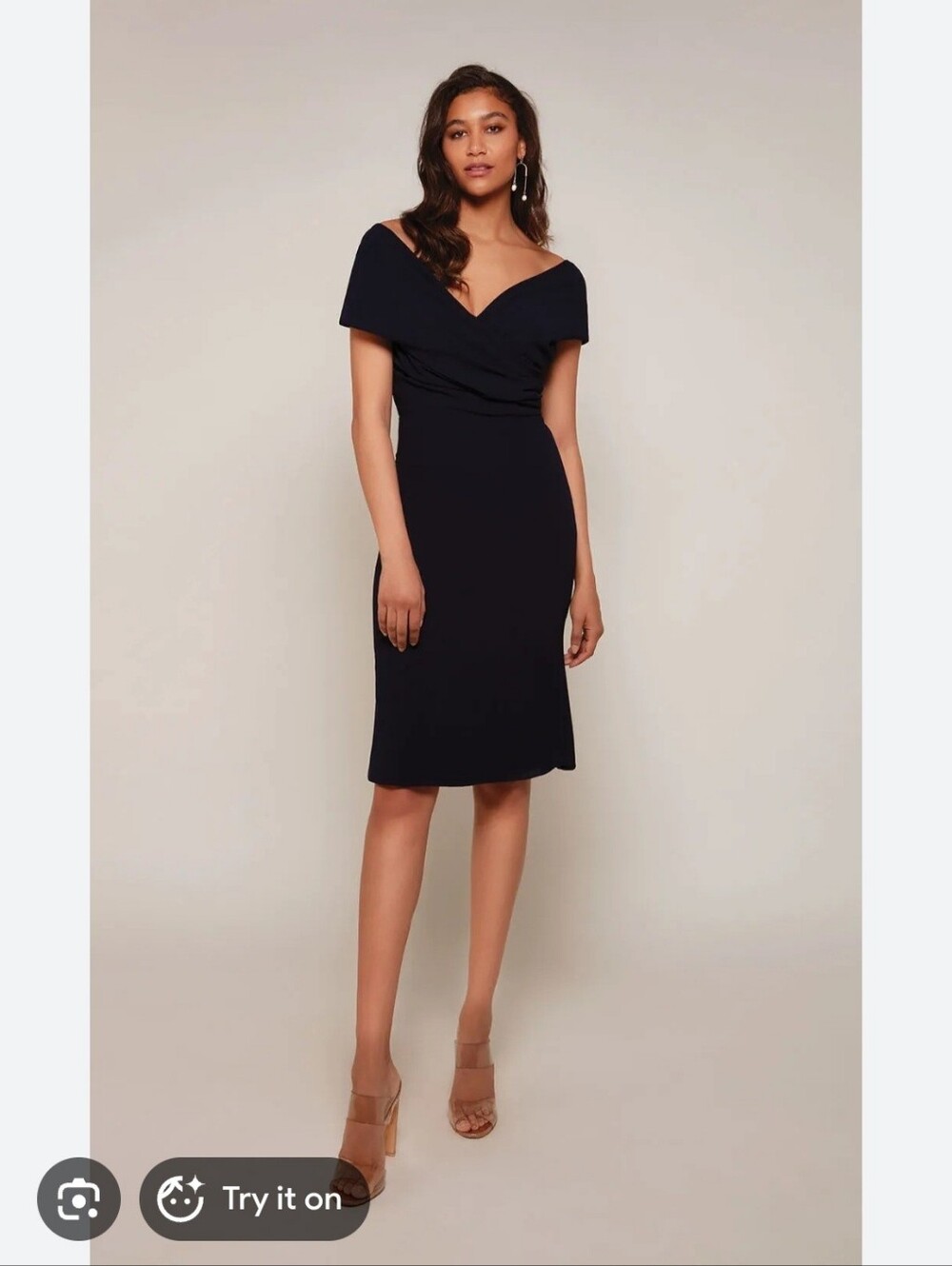 ALYCE PARIS designer dress. Sz 2, Perfect for upcoming weddings, events, Classy